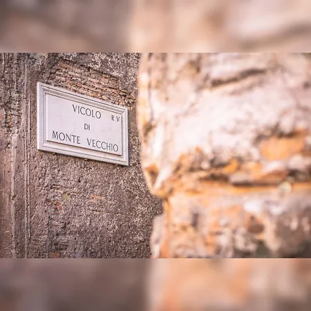 Labanca's Domus Navona