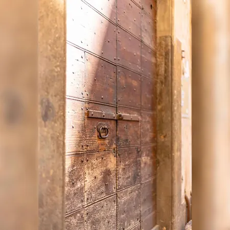 Labanca's Domus Navona روما